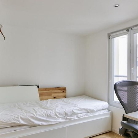 Super Studio In The 11Th District Appartement Parijs Buitenkant foto